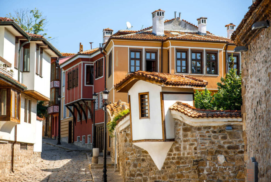 Avropanın ən qədim şəhəri: Həm ucuz, həm də təhlükəsiz (FOTO)